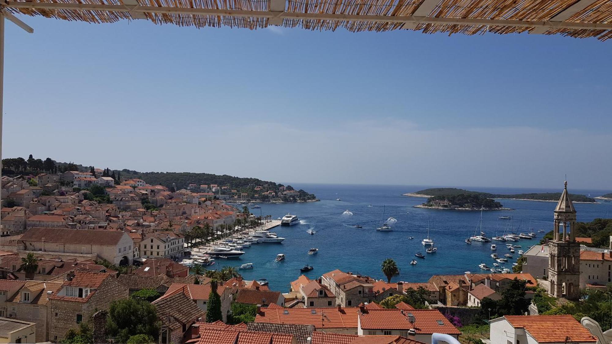 Apartments Bocin Rosso Hvar Town Cameră foto